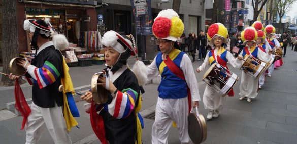 Туристам в Сеуле предлагают с головой «окунуться» в корейскую культуру