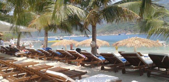 Вьетнам подвел итоги туристического сезона за 2016 год, россияне на 6-м месте по числу туристов