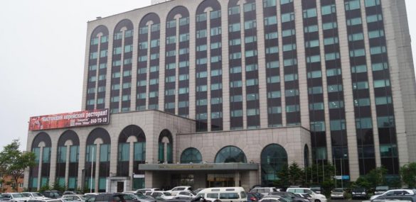 Обустройство крыши над головой для участников ВЭФ обсудили во Владивостоке