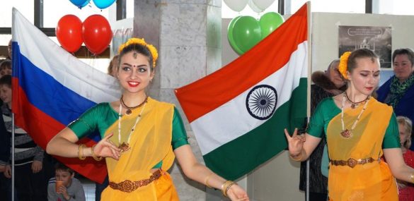 Приход весны встретили вместе во Владивостоке Индия и Россия