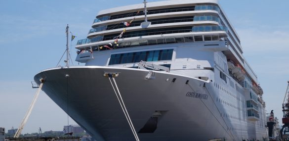 Круизный сезон продолжается – Владивосток встречает лайнер Costa NeoRomantica