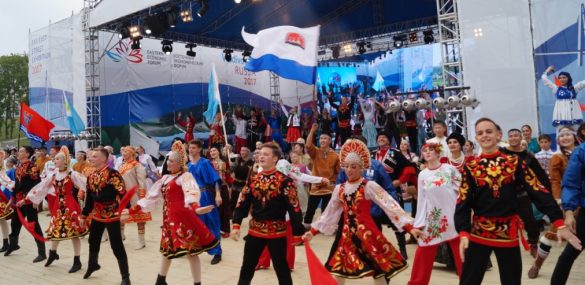 Улица Дальнего Востока на ВЭФ: кому и зачем это надо?