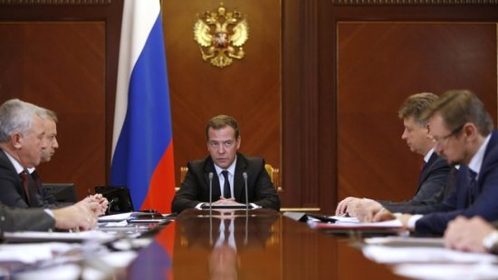 В правительстве России обсудили доступность авиаперевозок с Дальнего Востока