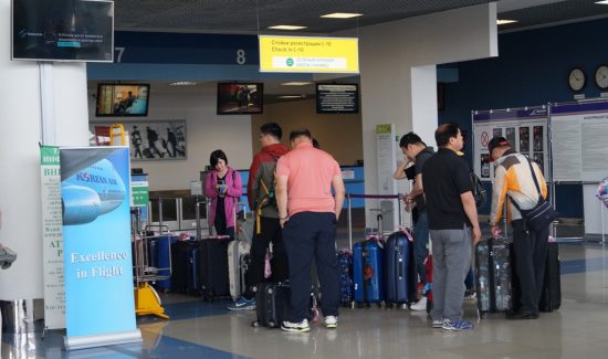 Международный аэропорт Владивосток обслужил более 2 млн пассажиров в 2017 году