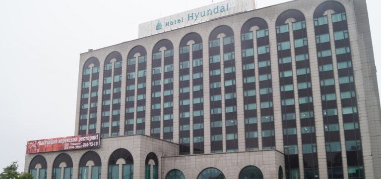 На отель «Хендэ» во Владивостоке скоро установят вывеску «Лотте»