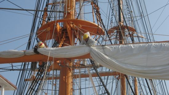 Японские парусники примут участие в международной парусной регате во Владивостоке