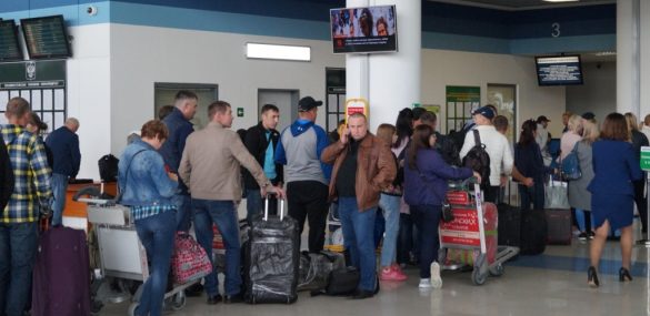 Отдых приморцев в ноябре: турбазы и пляжи, клены и экскурсии