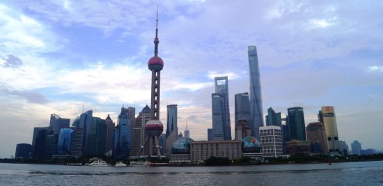 В аэропортах Пекина, Шанхая и Гуанчжоу пассажиры будут сдавать отпечатки пальцев