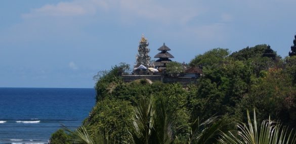 Вулканы и море, танцы и релакс,  серфинг и шопинг – отдыхаем на Бали