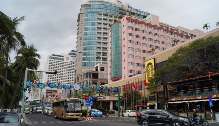 Беспорядки во Вьетнаме утихли, туристы продолжают отдыхать