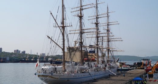 Визит японского парусника Kaiwo Maru во Владивосток или знак морского царя