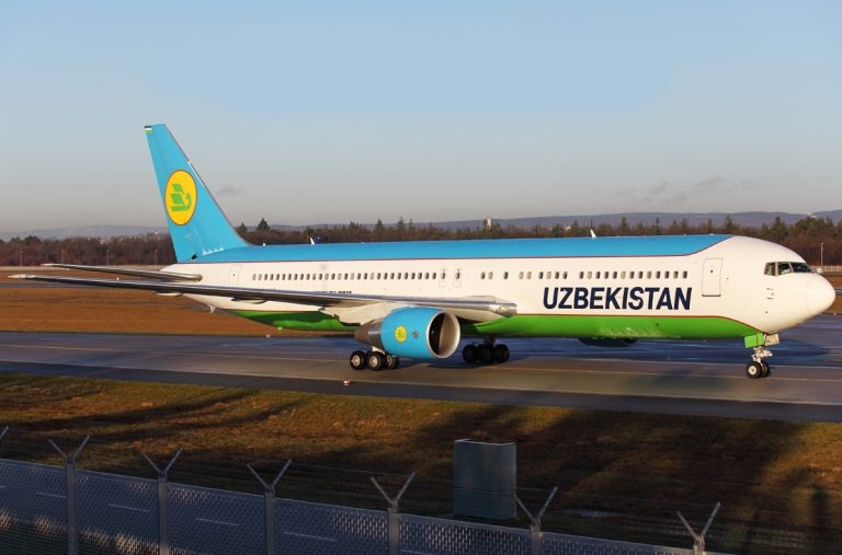 Отправиться из Владивостока в Ташкент регулярным рейсом можно за 55 тысяч рублей и более