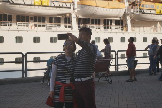 А иностранные туристы едут и едут в Приморье