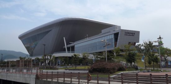 Между Пусаном и Владивостоком хотят запустить паром и увеличить число авиарейсов