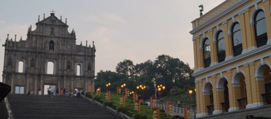 Музыка, шопинг и праздник света или отмечаем праздники в Макао