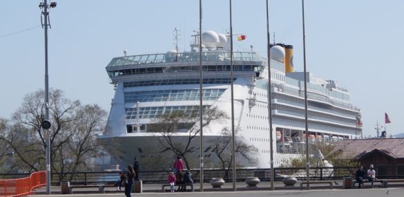 Круизный сезон-2019: лайнеры-гиганты, 16 судозаходов, возможность отправиться в круиз