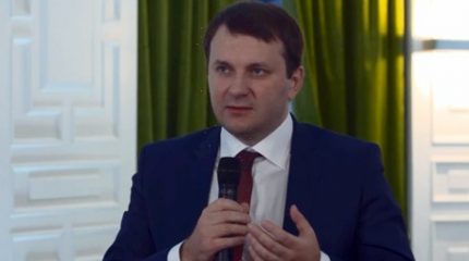М. Орешкин: короткий сезон, климат и нехватка кадров тормозят туризм в «родном отечестве»