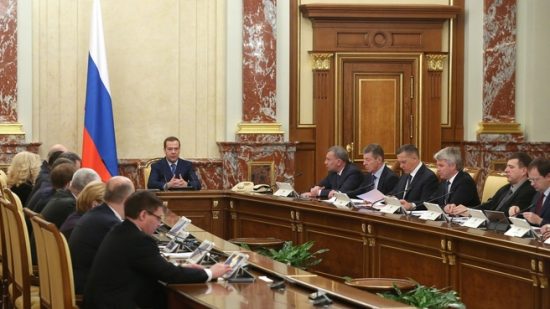 Радостная весть от Дмитрия Медведева:  субсидии авиакомпаниям на перевозки вот-вот дадут