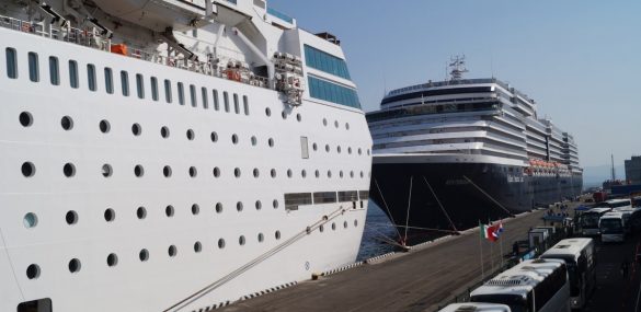 Туристы с лайнера Westerdam: город удивительный, но где же рыбный рынок?