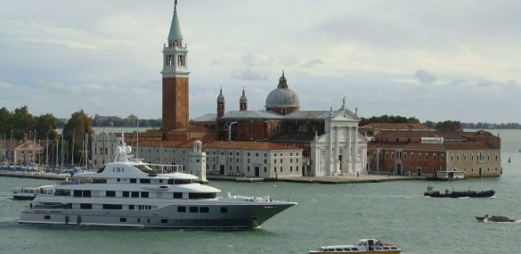 От пляжей в ЮВА до европейского драйва или что выбрали приморцы на майские праздники