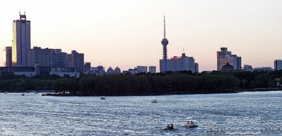 «Уральские авиалинии» полетели в Чанчунь из Владивостока