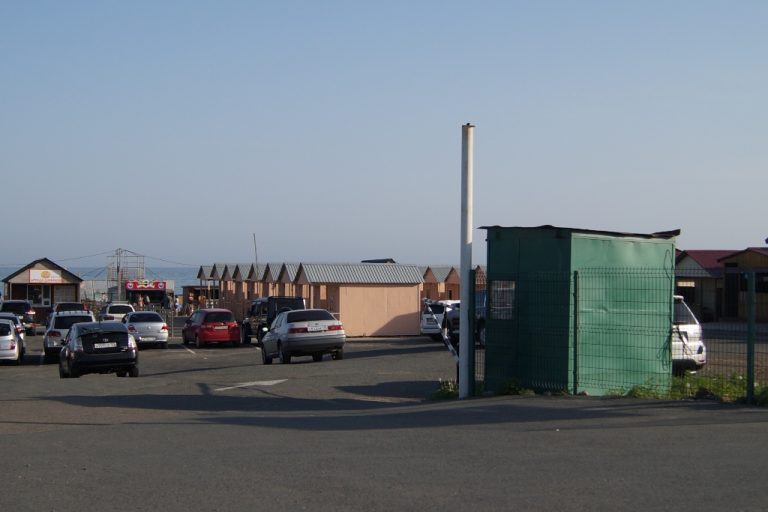 Арендатора привлекли к ответственности за платный въезд на пляж