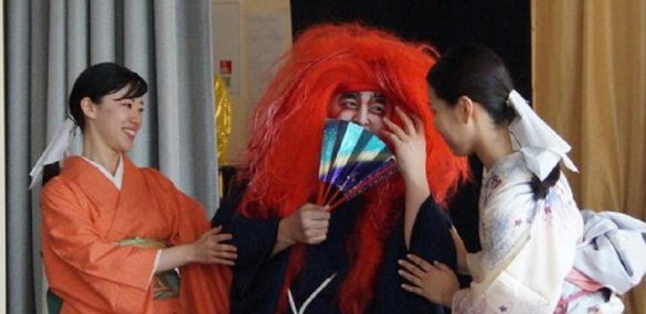 С героями японских мифов и легенд жителей и гостей Приморья познакомит кимоно-шоу