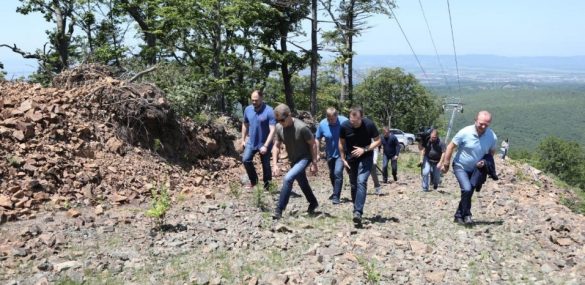 Программу по развитию горнолыжного и пляжного туризма разработают в Приморье до 2020 года