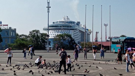 Владивосток принял самое большое круизное судно, которое когда-либо принимала Россия