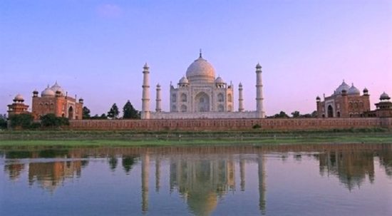 Получение электронной визы для туристов при посещении Индии стало дешевле