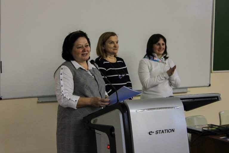 Семинар от «Тари Тур» объединил для студентов и возрастных слушателей теорию и практику в сфере туризма