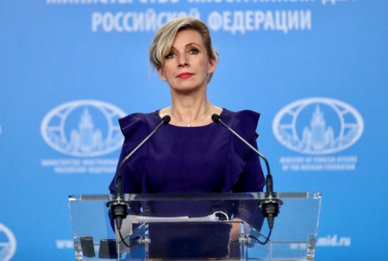 Пока одних россиян пытаются вывезти из-за рубежа, другие вопреки ситуации стремятся уехать на пляжи