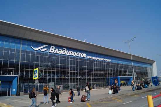 Губернатора Приморья просят посодействовать в организации международных рейсов из Владивостока