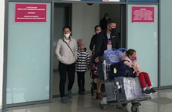 Еще более 100 человек эвакуировали сегодня в Приморье из Сеула