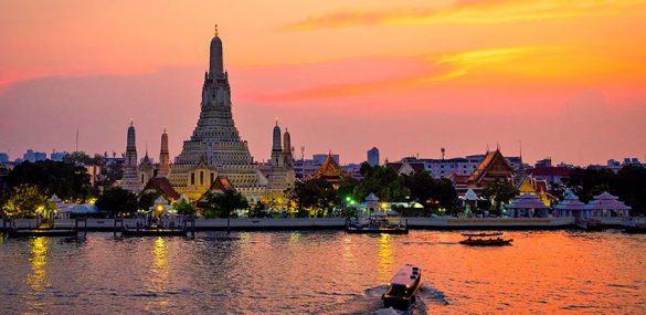 Таиланд готовится принимать по тысяче иностранцев в день