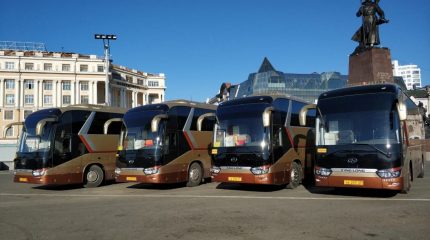 Во Владивостоке после COVID-19 запустили автобусные экскурсии