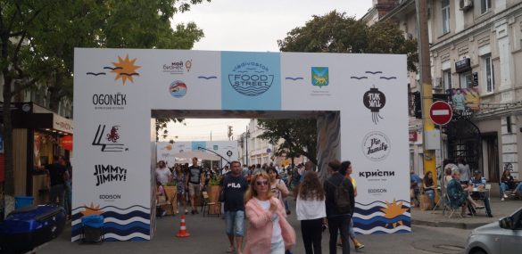 VLADIFOODSTREET – равнодушных нет
