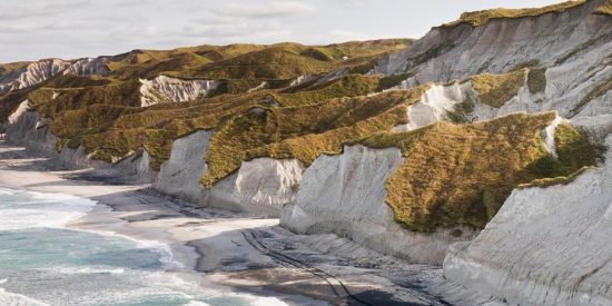 На острове Итуруп хотят построить курорт. Осталось толь ко найти инвесторов