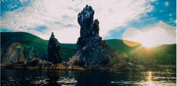 Один из туристических объектов Приморья очистили от мусора