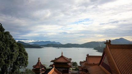 Тайвань проводит фестиваль горячих природных источников и высокой кухни