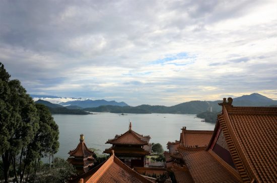 Тайвань проводит фестиваль горячих природных источников и высокой кухни