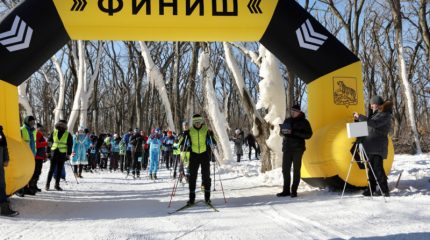 Бесплатный отдых в массы: лыжная трасса и прокат снаряжения на Русском