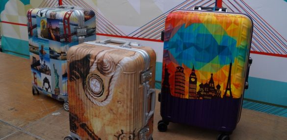 Хоть «посылкой» прикинуться, но лишь бы куда-то полететь на отдых