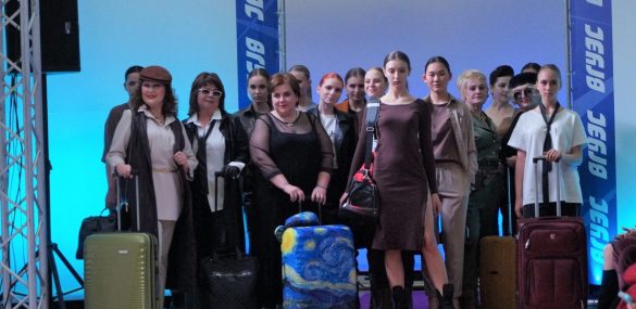 «Путешествие во Владивосток» через показ мод и работы приморских дизайнеров