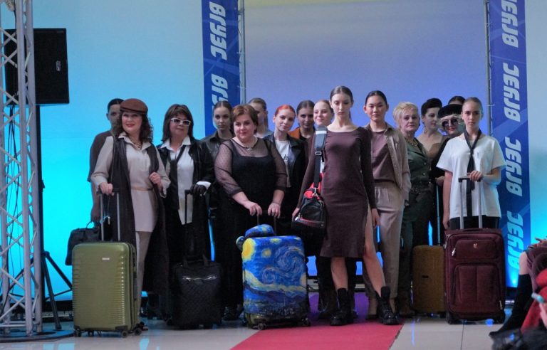 «Путешествие во Владивосток» через показ мод и работы приморских дизайнеров