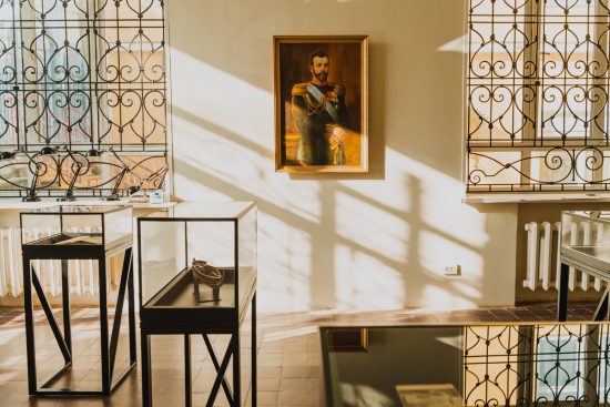 Романовы во Владивостоке-130 лет тому назад и сейчас