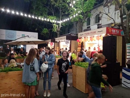 Фестиваль VLADIFOODSTREET познакомит гостей и жителей Приморья с особенностями семи национальных кухонь