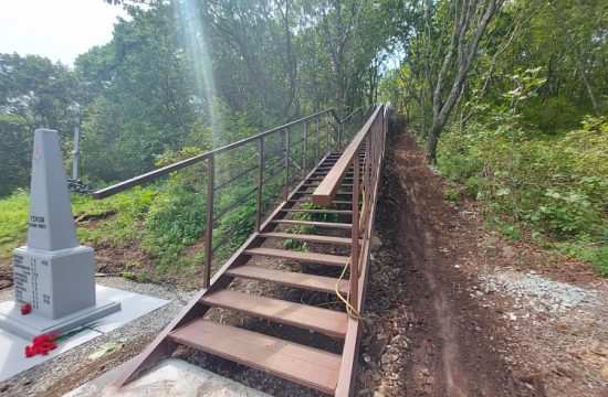 Сопку Заозерную у озера Хасан благоустраивают для туристов