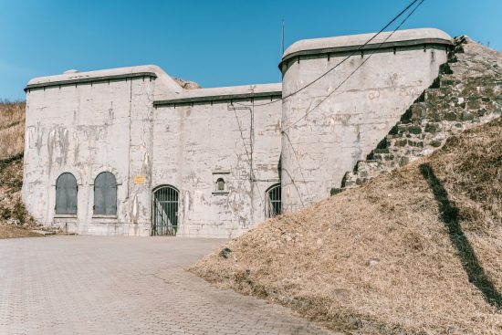 Владивостокцев и гостей города приглашают в путешествие по подземным галереям Форта №7