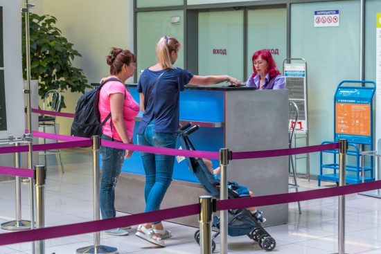 Аэропорт Владивостока вводит в обиход электронные посадочные талоны